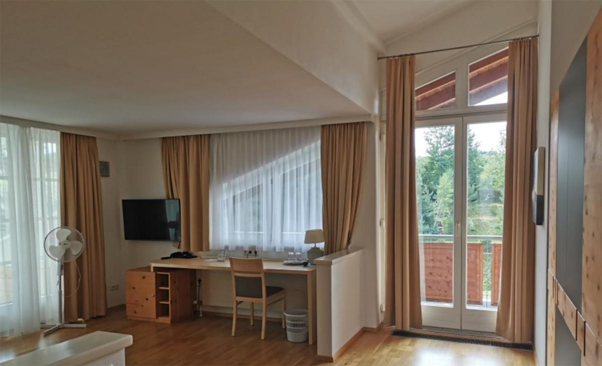 Kurhotel Bad Zell Eksteriør billede